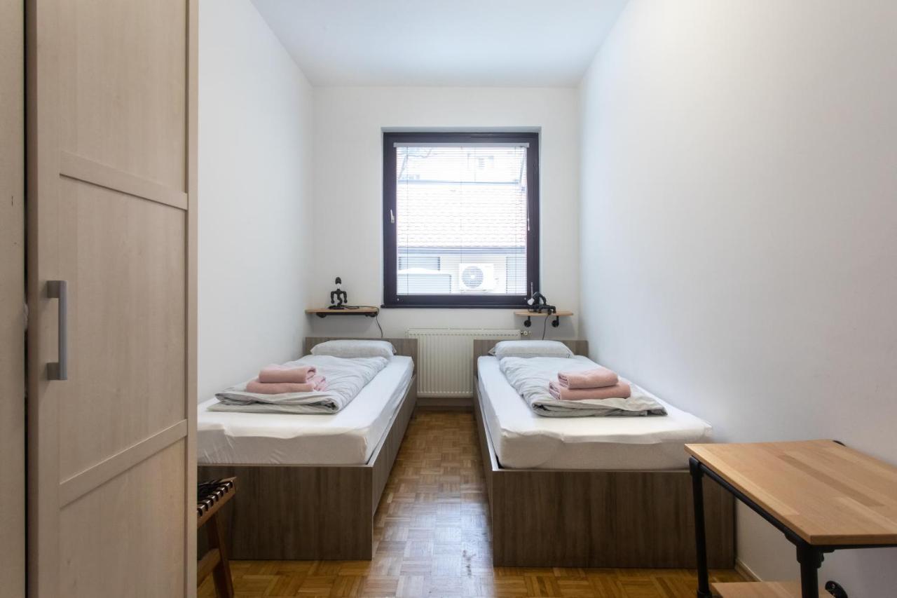 Big Pipe Apartment 류블랴나 외부 사진