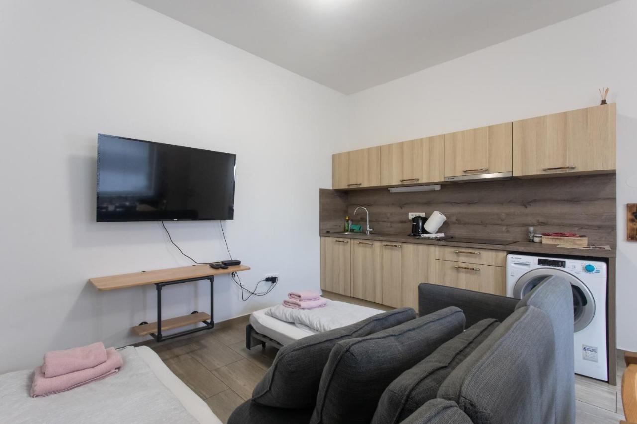 Big Pipe Apartment 류블랴나 외부 사진