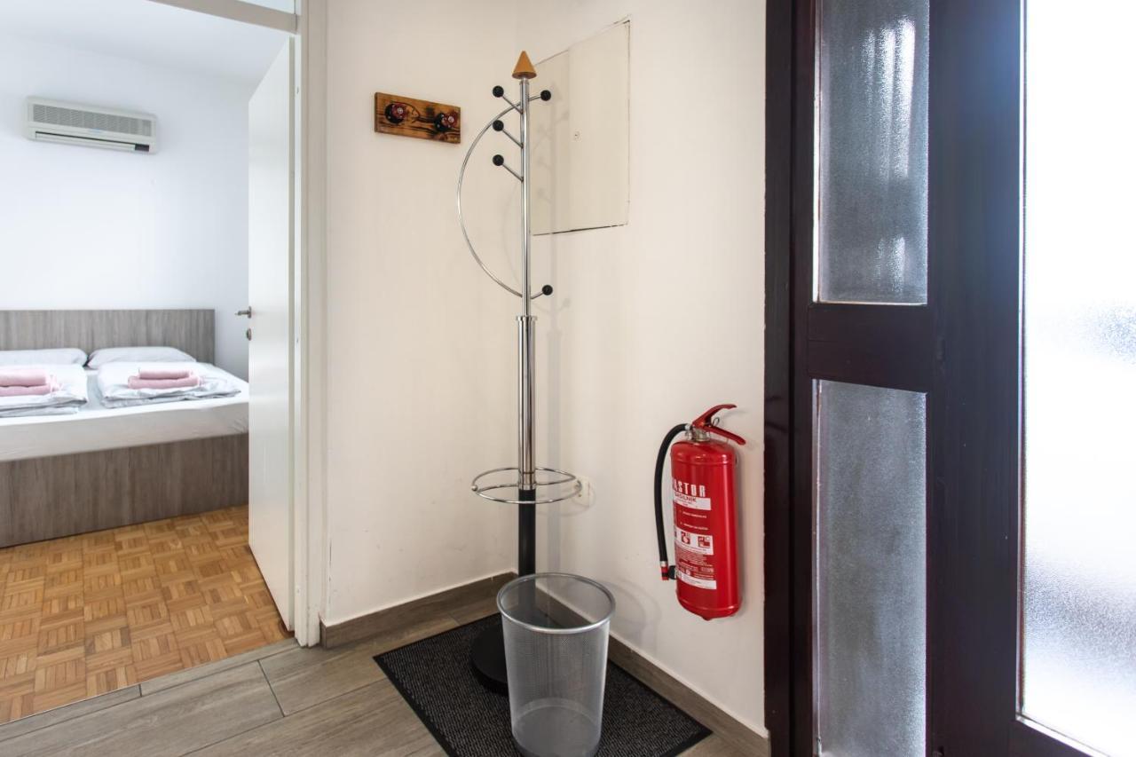 Big Pipe Apartment 류블랴나 외부 사진