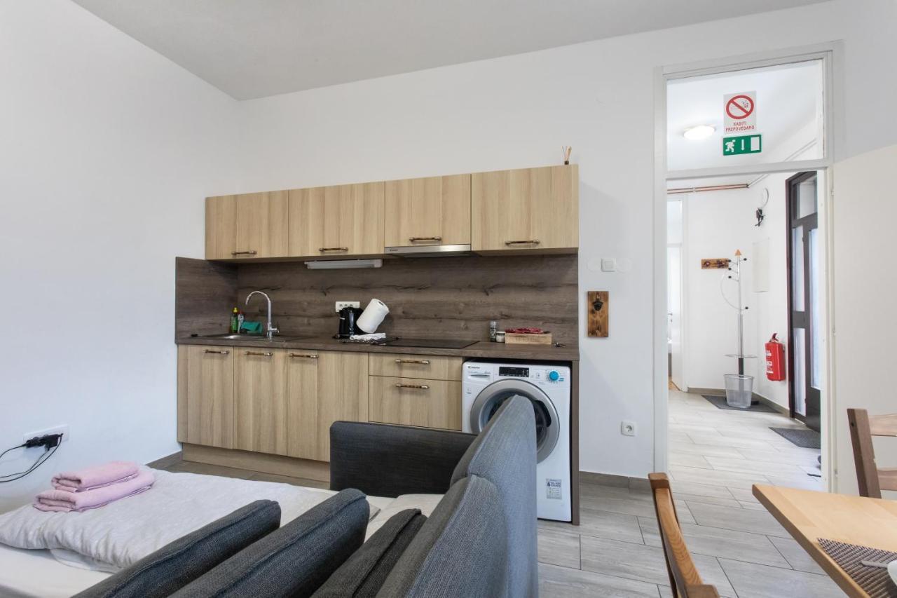 Big Pipe Apartment 류블랴나 외부 사진
